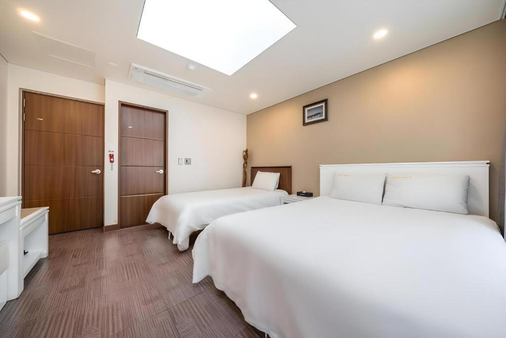 Sea View Hotel Jeju Extérieur photo