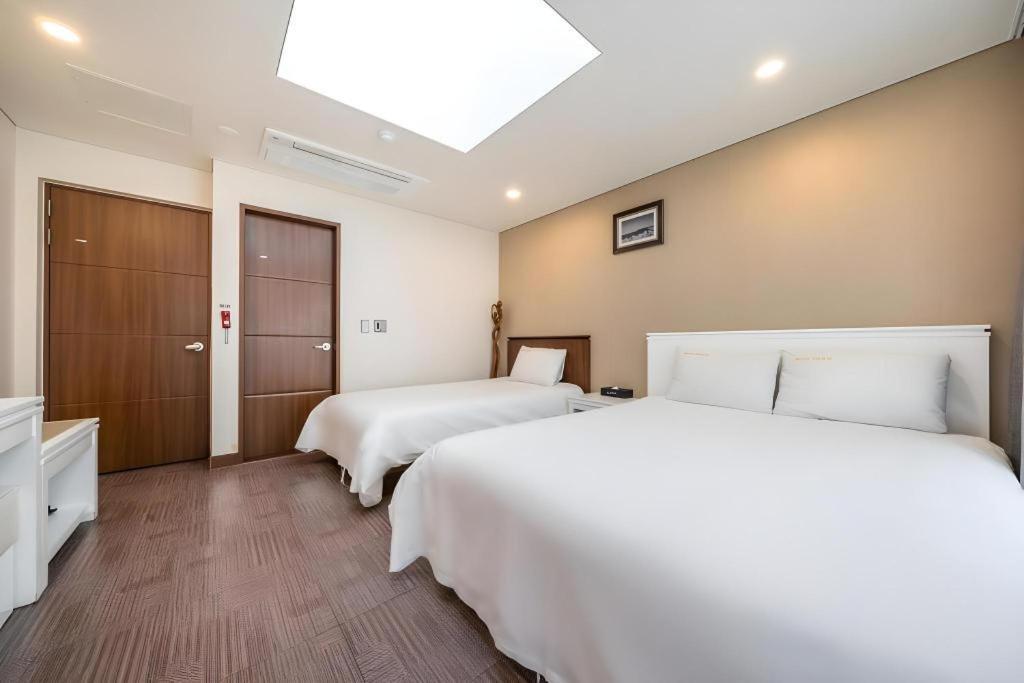 Sea View Hotel Jeju Extérieur photo