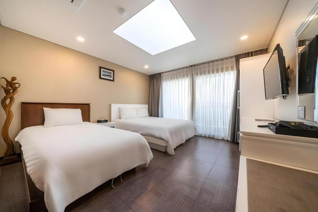Sea View Hotel Jeju Extérieur photo