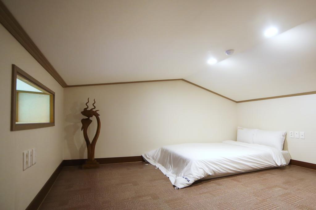 Sea View Hotel Jeju Chambre photo