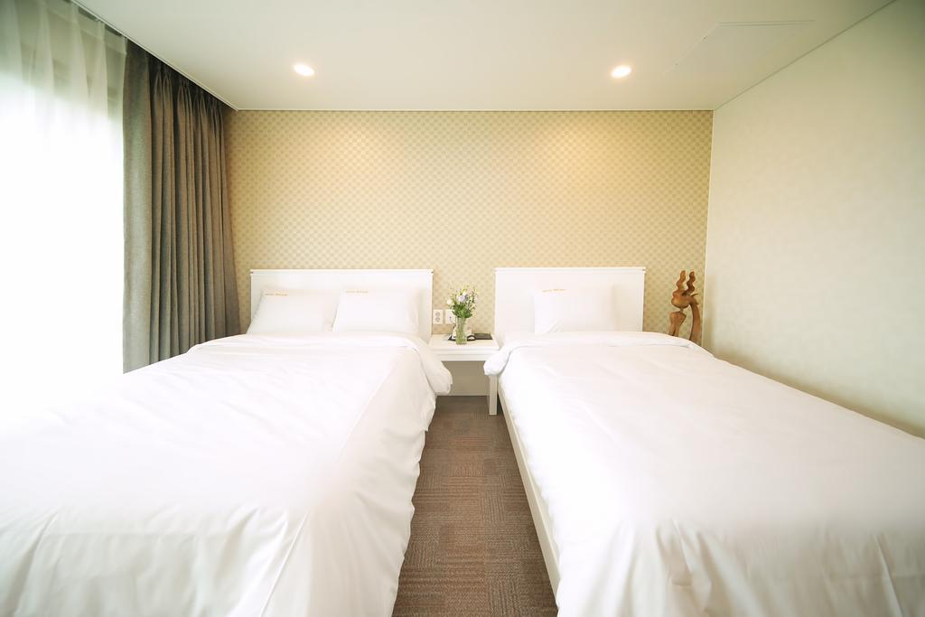 Sea View Hotel Jeju Chambre photo